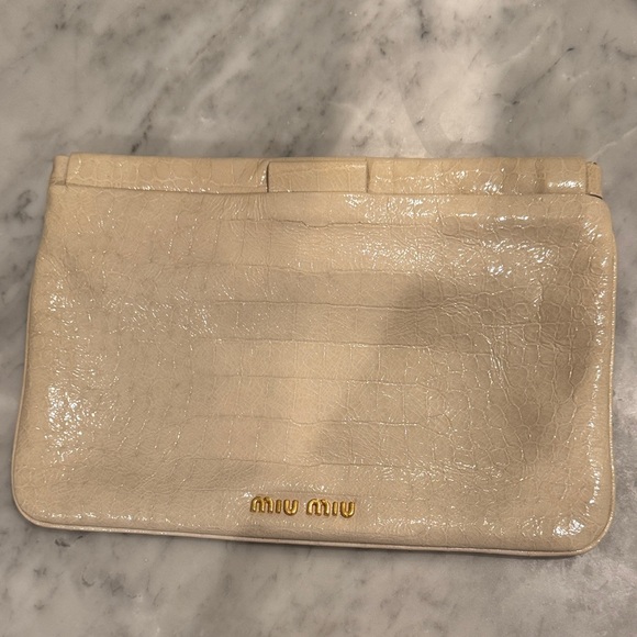 Miu Miu Crocodile effect Embossed Leather St Cocco Lux Clutch Bag cream - Picture 2 of 8